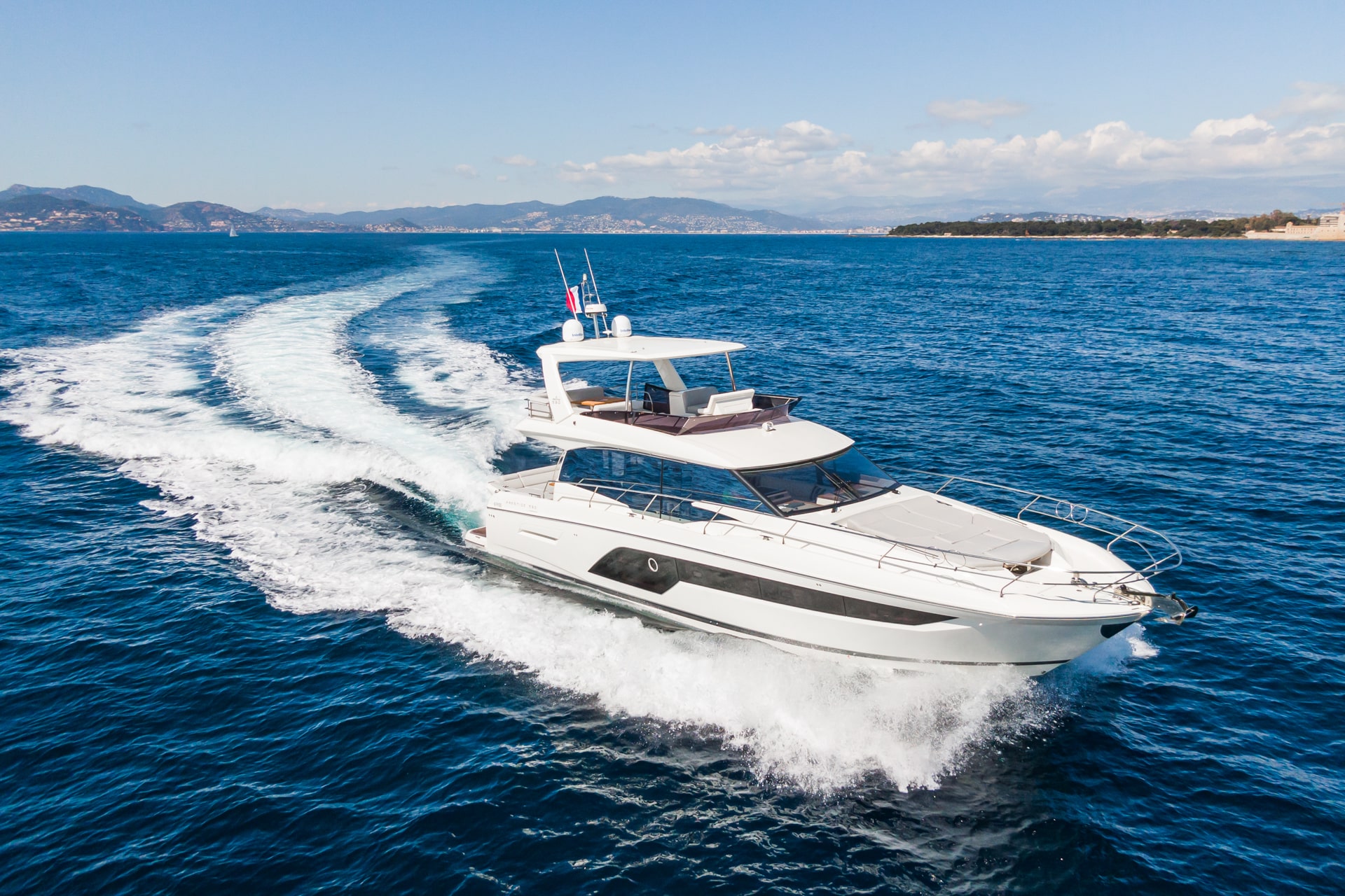 Prestige 590
